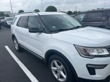 Used 2018 Ford Explorer XLT image 3