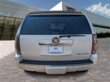 Used 2014 Cadillac Escalade Premium image 4