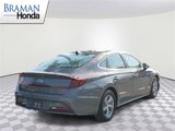 Used 2023 Hyundai Sonata SE w/ Preferred Accessory Package image 3
