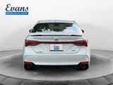 Used 2020 Toyota Avalon XSE image 4