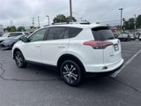 Used 2018 Toyota RAV4 LE image 4