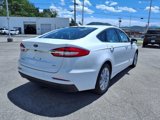 Used 2019 Ford Fusion SE image 4