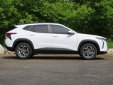 Used 2024 Chevrolet Trax LT w/ Driver Confidence Package image 2
