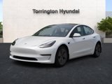 Used 2022 Tesla Model 3 Standard Range image 3