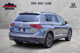 Used 2021 Volkswagen Tiguan SE w/ Panoramic Sunroof Package image 4