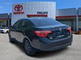 Used 2017 Toyota Corolla LE image 5