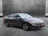 New 2025 Hyundai Elantra SEL image 3