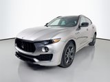 Used 2021 Maserati Levante image 3