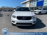 Certified 2021 Volvo XC40 T5 Momentum w/ Premium Package image 3