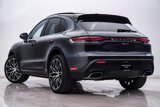 Used 2024 Porsche Macan image 3