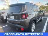 Used 2016 Jeep Renegade Latitude w/ Advanced Technology Group image 6