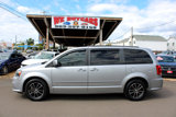 Used 2017 Dodge Grand Caravan GT image 3