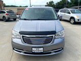 Used 2014 Chrysler Town & Country Touring image 3