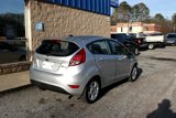 Used 2015 Ford Fiesta SE image 4