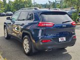 Used 2018 Jeep Cherokee Latitude w/ Cold Weather Group image 5