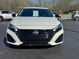 Used 2024 Nissan Altima 2.5 SR w/ SR Premium Package image 3