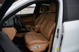 Used 2025 Porsche Macan image 5