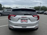 Used 2022 GMC Terrain AT4 image 5
