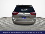 Used 2017 Toyota Sienna Limited image 4