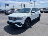 Certified 2022 Volkswagen Tiguan SE image 3