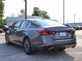 Used 2023 Nissan Altima 2.5 SV w/ SV Premium Package image 5