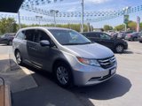 Used 2017 Honda Odyssey SE image 2