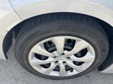 Used 2022 Toyota Corolla LE image 4