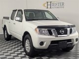 Used 2018 Nissan Frontier SV image 2