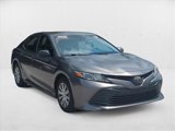 Used 2018 Toyota Camry L image 3