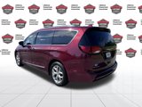 Used 2018 Chrysler Pacifica Touring-L Plus w/ Tire & Wheel Group image 4