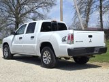Used 2008 Mitsubishi Raider LS image 4