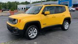 Used 2017 Jeep Renegade Latitude w/ Cold Weather Group image 4