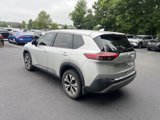 Used 2021 Nissan Rogue SV image 3