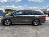 Used 2018 Honda Odyssey Touring image 2