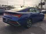 New 2025 Hyundai Elantra SEL image 5