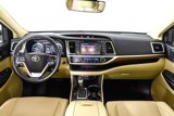 Used 2017 Toyota Highlander Limited image 3