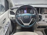 Used 2015 Toyota Sienna LE image 4