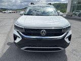 New 2024 Volkswagen Taos SE image 2