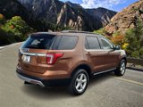Used 2017 Ford Explorer XLT image 3
