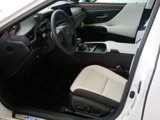 New 2025 Lexus ES 300h w/ Premium Package image 4
