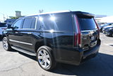 Used 2018 Cadillac Escalade ESV Luxury image 3