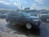 Used 2017 Ford Explorer XLT w/ Equipment Group 202A image 2
