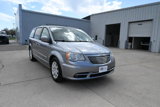 Used 2014 Chrysler Town & Country Touring image 3