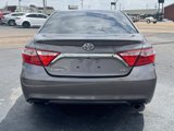 Used 2017 Toyota Camry SE image 4