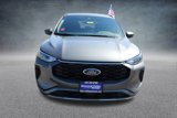 Used 2024 Ford Escape ST-Line image 2