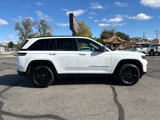 Used 2024 Jeep Grand Cherokee Altitude image 5