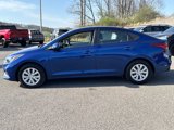 Used 2022 Hyundai Accent SE image 3