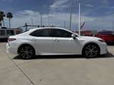 Used 2020 Toyota Camry SE image 3