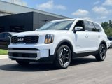 Used 2024 Kia Telluride S w/ S Sunroof Package image 2