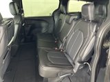New 2025 Chrysler Pacifica Select image 6